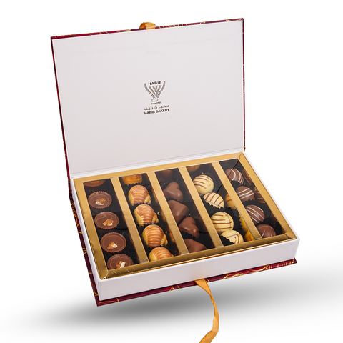 Luxury Chocolate Gift Box M