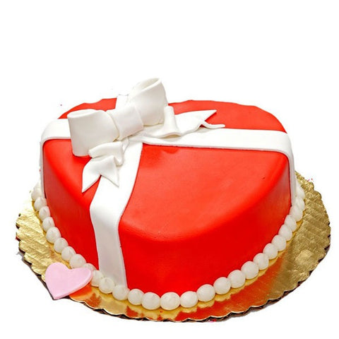 Fondant Strawberry Cake